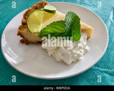 Fetta di Key Lime Pie Foto Stock