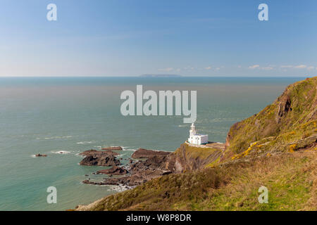 Hartland Point lighthouse sulla costa del North Devon, Inghilterra Foto Stock