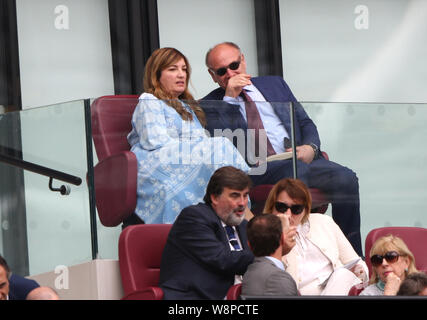 Londra, Regno Unito. 10 Agosto, 2019. Karren Brady (West Ham vice-presidente) presso il West Ham United v Manchester City, English Premier League, presso la London Stadium di Londra il 10 agosto 2019. **Solo uso editoriale, è richiesta una licenza per uso commerciale. Nessun uso in scommesse, giochi o un singolo giocatore/club/league pubblicazioni** Credito: Paolo Marriott/Alamy Live News Foto Stock