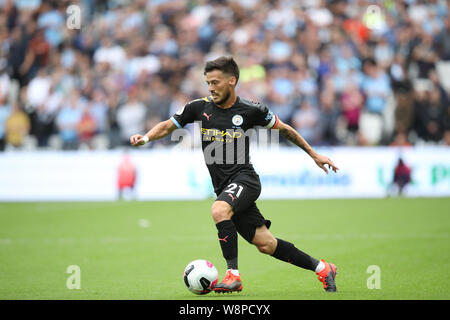 Londra, Regno Unito. 10 Agosto, 2019. David Silva (MC) presso il West Ham United v Manchester City, English Premier League, presso la London Stadium di Londra il 10 agosto 2019. **Solo uso editoriale, è richiesta una licenza per uso commerciale. Nessun uso in scommesse, giochi o un singolo giocatore/club/league pubblicazioni** Credito: Paolo Marriott/Alamy Live News Foto Stock