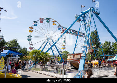 La ruota panoramica Ferris presso il centro fieristico di PNE in Vancouver, BC il 15 giugno 2019 Foto Stock