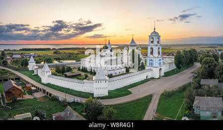 Vista aerea del monastero Nikitsky in Pereslavl-Zalessky, Krasnojarsk, Russia Foto Stock