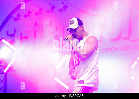 Berlino, Germania. 10 Ago, 2019. Pietro Lombardi al Schlager-Olymp Aria aperta a Im Freizeit- und Erholungspark Berlin Lübars Credito: Georg Wenzel/dpa-Zentralbild/ZB/dpa/Alamy Live News Foto Stock