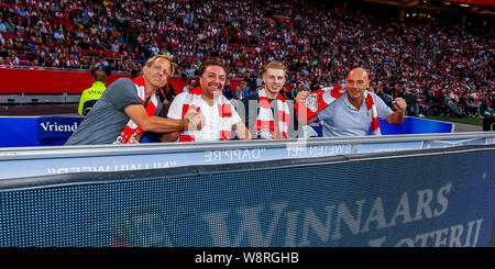 Amsterdam, Paesi Bassi. 10 Ago, 2019. AMSTERDAM, Ajax - FC Emmen, 10-08-2019, calcio, Eredivisie Olandese, stagione 2019-2020, Johan Cruyff Arena, winnaars Vriendenloterij Credito: Pro scatti/Alamy Live News Foto Stock