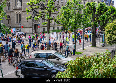 Maggio 25, 2019, la marcia di protesta contro il clima il riscaldamento globale, Strasburgo, Alsazia, Francia, Europa Foto Stock