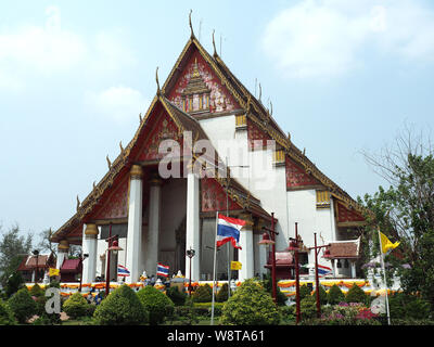 Il Wat Phra Mongkhon Bophit tempio, Ayutthaya, Thailandia, Asia Foto Stock