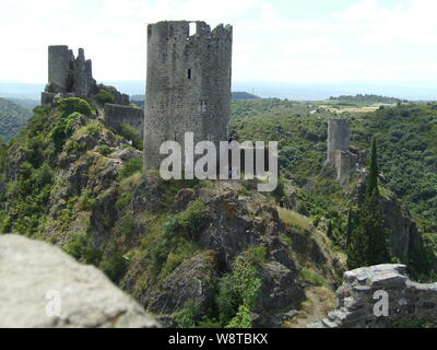 Les Quatre Châteaux de Lastours Foto Stock