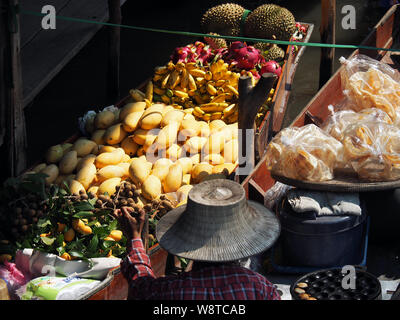 Damnoen Saduak, Mercato Galleggiante, Thailandia, Asia Foto Stock