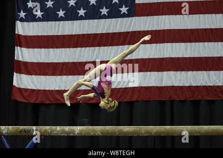 9 agosto 2019: ginnasta Olivia ciccioli compete durante il giorno una delle junior donna della concorrenza al 2019 noi campionati di ginnastica, svoltasi a Kansas City, MO. Melissa J. Perenson/CSM Foto Stock