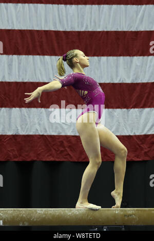 9 agosto 2019: ginnasta Olivia ciccioli durante il giorno una delle junior donna della concorrenza al 2019 noi campionati di ginnastica, svoltasi a Kansas City, MO. Melissa J. Perenson/CSM Foto Stock