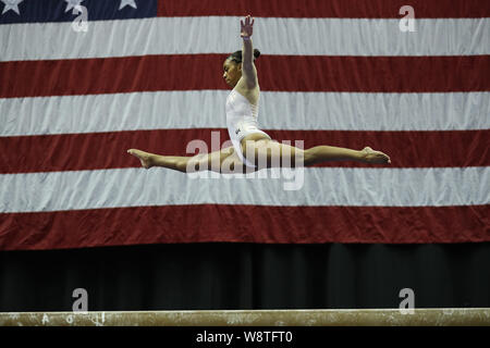 9 agosto 2019: eMjae ginnasta Frazier compete durante il giorno una delle junior donna della concorrenza al 2019 noi campionati di ginnastica, svoltasi a Kansas City, MO. Melissa J. Perenson/CSM Foto Stock
