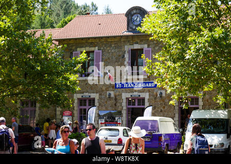 Cévennes treno stazione ferroviaria di Saint-Jean du Gard, Gard, Francia Foto Stock