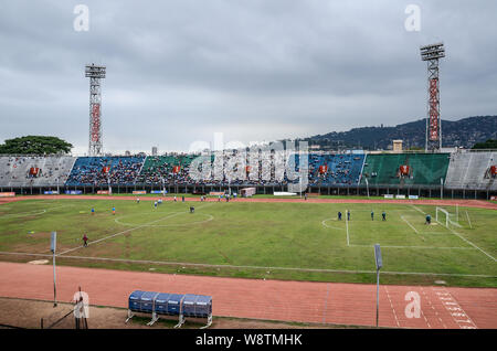 Partita di calcio internazionale a Freetown, in Sierra Leone vs Swaziland nel 2014 Foto Stock