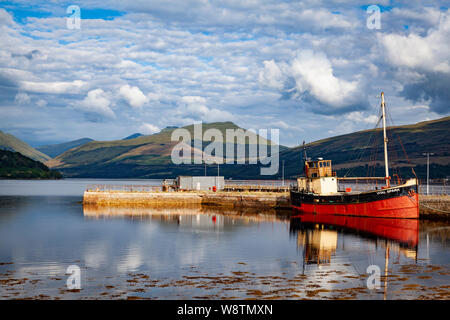 La scintilla vitale, Inveraray, Loch Fyne, Argyll & Bute, Scozia - Clyde puffer Foto Stock