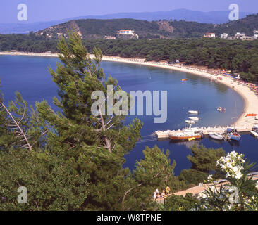 Spiaggia di Koukoumaries, Skiathos, Le Sporadi, Tessaglia, Grecia Foto Stock