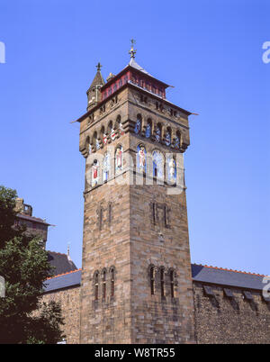 La Torre dell'Orologio, Castello di Cardiff, Cardiff Wales, Regno Unito Foto Stock