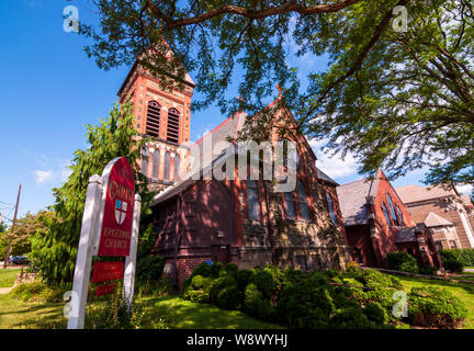 Cristo chiesa episcopale su Central Avenue, eretto nel maggio 1870 e serve ancora la contea di Venango area, città dell'olio, Pennsylvania, STATI UNITI D'AMERICA Foto Stock