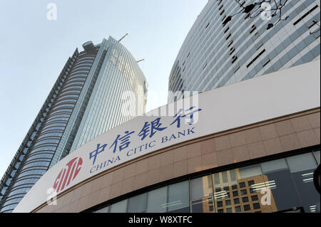 --FILE--Vista di un ramo della Cina Citic Bank di Citic Ltd. in Qingdao City East Chinas provincia di Shandong, 14 novembre 2014. Un giapponese conglomer Foto Stock