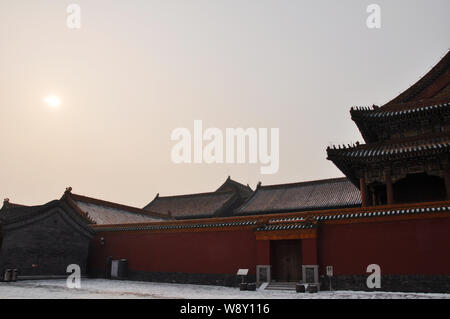 Vista di palazzi in Mukden Palace, noto anche come il Palazzo Imperiale di Shenyang, nella città di Shenyang, nordest Chinas provincia di Liaoning, 26 Novembre 20 Foto Stock