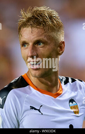VALENCIA, Spagna - 10 agosto: Daniel Wass di Valencia CF guarda su durante la Bwin Trofeo Naranja amichevole tra Valencia CF e FC Internazionale a Estadio Mestalla il 10 agosto 2019 a Valencia, in Spagna. (Foto di ottenere immagini pronto/MB Media) Foto Stock