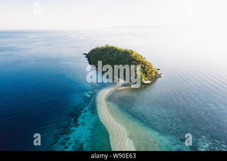 Incredibile Bon Bon sulla spiaggia di Romblon isola, Filippine Foto Stock