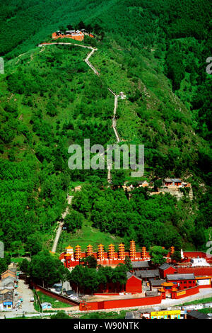 Vista aerea del monte Wutai (Wutai montagne) nella contea di Wutai, Xinzhou città nord Chinas nella provincia di Shanxi. Foto Stock