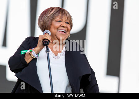 Agosto 11, 2019, San Francisco, California, U.S: MAVIS STAPLES durante al di fuori di terre Festival di musica al Golden Gate Park di San Francisco, California (credito Immagine: © Daniel DeSlover/ZUMA filo) Foto Stock