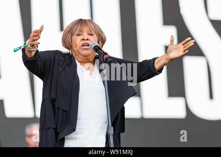 Agosto 11, 2019, San Francisco, California, U.S: MAVIS STAPLES durante al di fuori di terre Festival di musica al Golden Gate Park di San Francisco, California (credito Immagine: © Daniel DeSlover/ZUMA filo) Foto Stock