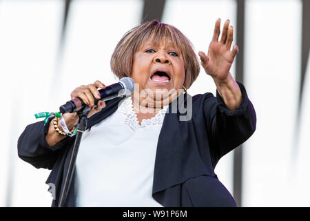 Agosto 11, 2019, San Francisco, California, U.S: MAVIS STAPLES durante al di fuori di terre Festival di musica al Golden Gate Park di San Francisco, California (credito Immagine: © Daniel DeSlover/ZUMA filo) Foto Stock