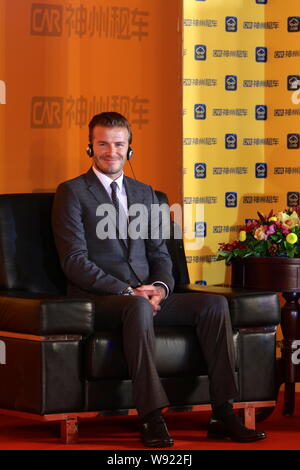 Inglese soccer superstar David Beckham Sorrisi durante una conferenza stampa di China Auto Rentall a Pechino in Cina, 23 giugno 2013. Foto Stock