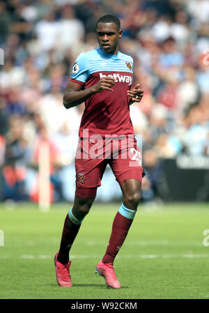 West Ham United's Issa Diop durante il match di Premier League a Londra Stadium. Foto Stock