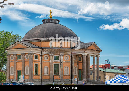 La Chiesa della Santa Trinità si trova a Karlskrona, Blekinge Lan, Svezia meridionale. Situato sulla Stortorget, la piazza principale nel centro della citta'. Foto Stock