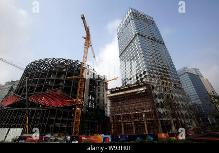 Le sette stelle, Wanda regnare Wuhan, è in costruzione nella città di Wuhan, porcellane centrale provincia di Hubei, 27 agosto 2013. L'hotel è detto di essere Foto Stock