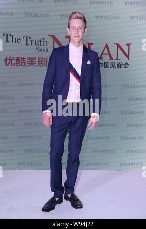 Attore americano Gabriel Mann della serie TV vendetta pone nel corso di una conferenza stampa a Pechino, in Cina, il 7 maggio 2013. Foto Stock