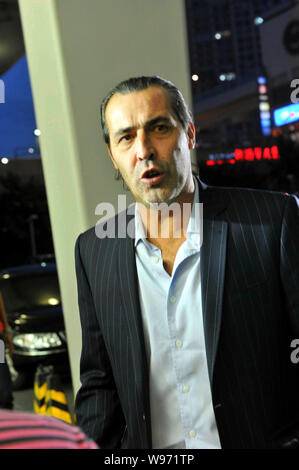 Calcio argentino coach Sergio Batista è intervistato dopo un dodicesimo round match tra Shanghai Shenhua e Guizhou Renhe durante il 2012 Footb cinese Foto Stock