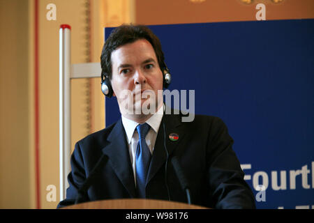 Cancelliere dello scacchiere britannico George Osborne assiste il quarto REGNO UNITO-Cina un dialogo economico e finanziario di Londra, UK, 8 settembre 2011. Brit Foto Stock