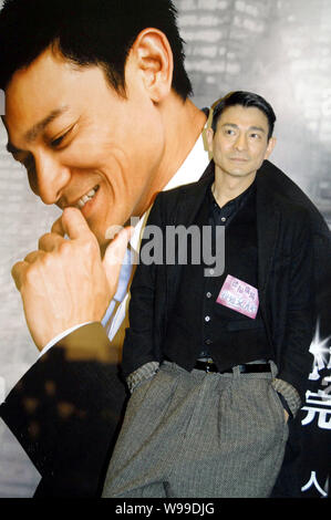 Hong Kong il cantante e attore Andy Lau assiste la premiere del film, che cosa vogliono le donne, a Hong Kong, Cina, 13 febbraio 2011. Foto Stock