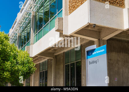 Agosto 12, 2019 Santa Clara / CA / STATI UNITI D'AMERICA - Agilent Technologies sede nella Silicon Valley; Agilent Technologies, Inc. è un pubblico americano e ricerca Foto Stock