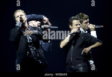 Negli Stati Uniti il gruppo pop Backstreet Boys eseguire allo Shanghai un concerto del loro tour mondiale e questo ci è, in Cina a Shanghai, 14 marzo 2010. Foto Stock