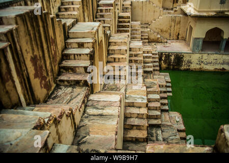 Panna Meena ka Kund destinazione in Jaipur Foto Stock