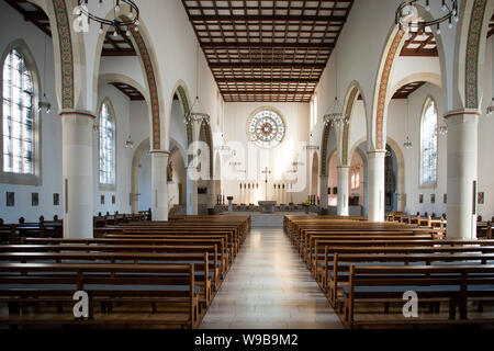 Deutschland, Ruhrgebiet, Kreis Recklinghausen, Datteln, Pfarrkirche San Amadeus Foto Stock