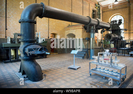 Deutschland, Ruhrgebiet, Kreis Recklinghausen, Henrichenburg, Schleusenpark Waltrop, Museo Maschinenhaus im Foto Stock