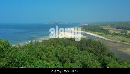 Vista aerea di GANPATIPULE BEACH,AREBIAN mare,RATNAGIRI,Maharashtra, India. Foto Stock