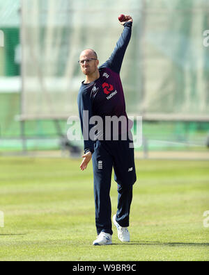 L'Inghilterra del martinetto Leach durante una sessione di reti a Lord's, Londra. Foto Stock