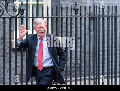 Londra, Regno Unito. Il 13 agosto 2019. John Bolton, US National Security Advisor arriva al 11 di Downing Street per incontrare Sajid Javid MP PC il Cancelliere dello Scacchiere del credito di Londra: Ian Davidson/Alamy Live News Foto Stock