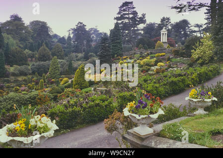 Alton Towers giardini, Staffordshire, Inghilterra, Regno Unito. Circa ottanta Foto Stock