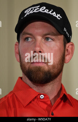 Praga, Repubblica Ceca. 13 Ago, 2019. Ceco Stanislav Matus è in ascolto durante la conferenza stampa prima D D CECA REALE MASTERS 2019 Torneo di golf del Tour Europeo a Praga, Repubblica ceca, 13 agosto 2019. Credito: Michal Kamaryt/CTK foto/Alamy Live News Foto Stock