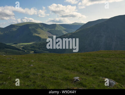 Vista di Driesh e Mayar munro Glen Doll Foto Stock