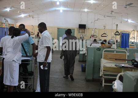 La Nigeria bomba blast vittime Foto Stock