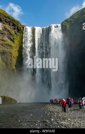 Skogafoss, vicino Skogar, Islanda Foto Stock